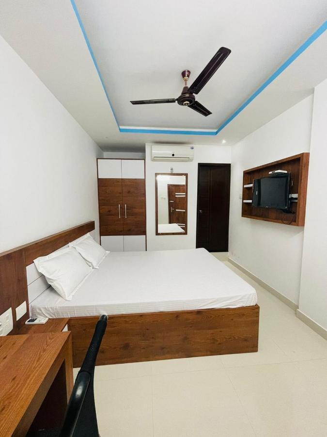 Zam Zam Residency Hotel Cheruppulasseri Buitenkant foto